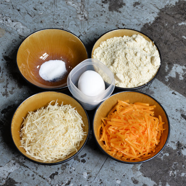 Keto Cheese Crackers Recipe Ingredients