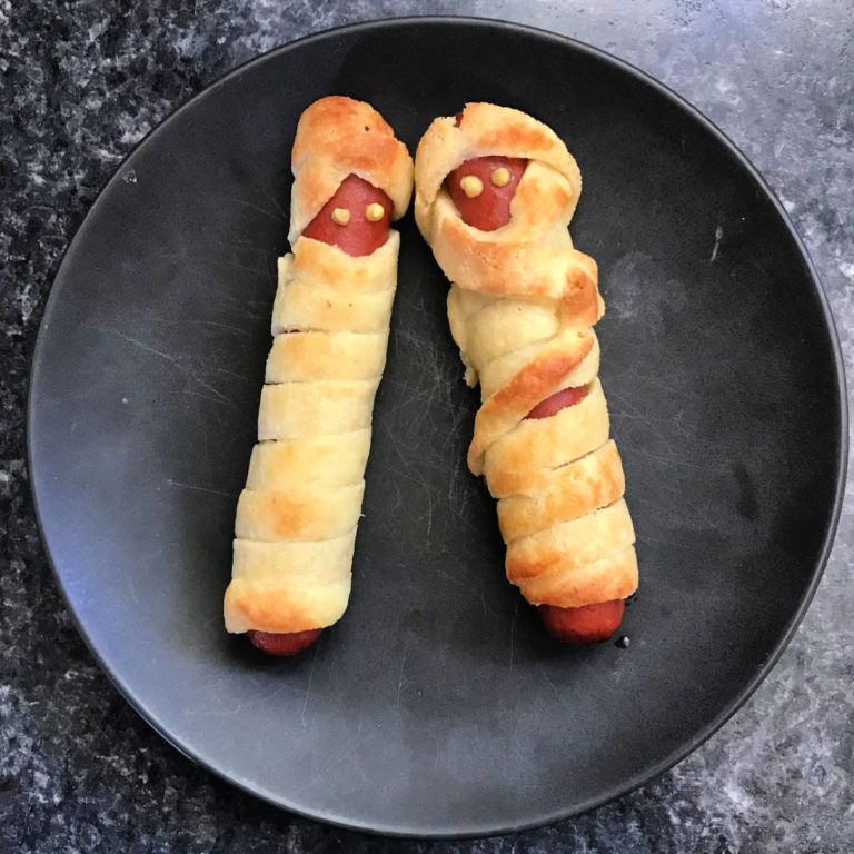 Keto Mummy Dogs – Fun Halloween Meals for Kids