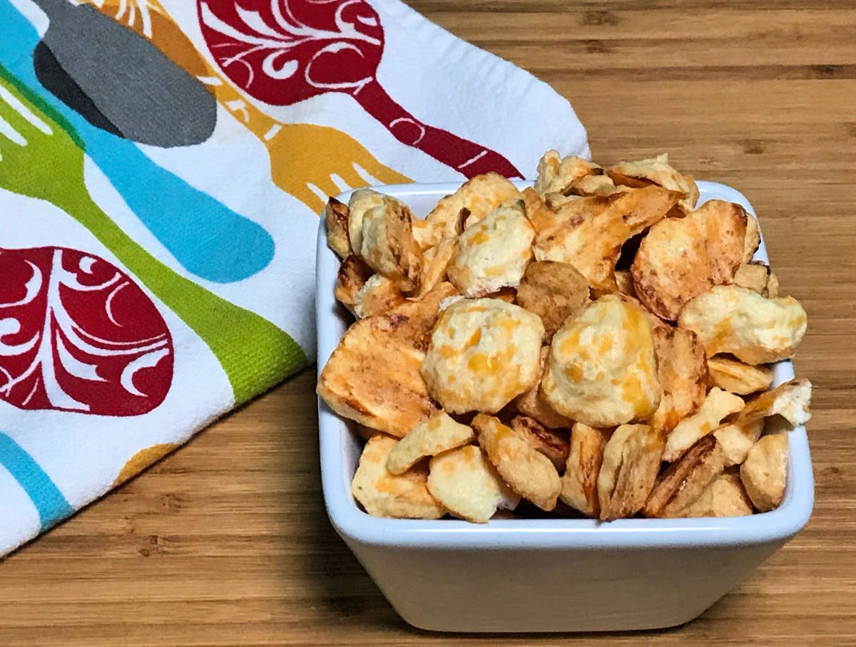 Keto Cheese Meringue "Popcorn"-image