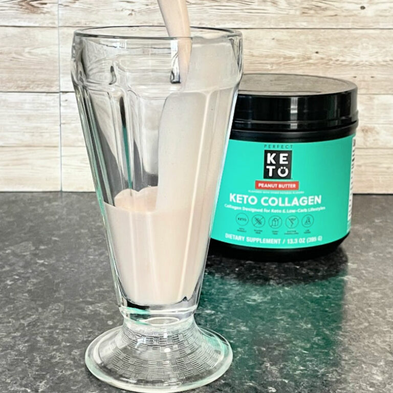 Keto Chocolate Peanut Butter Protein Shake (with Collagen)!