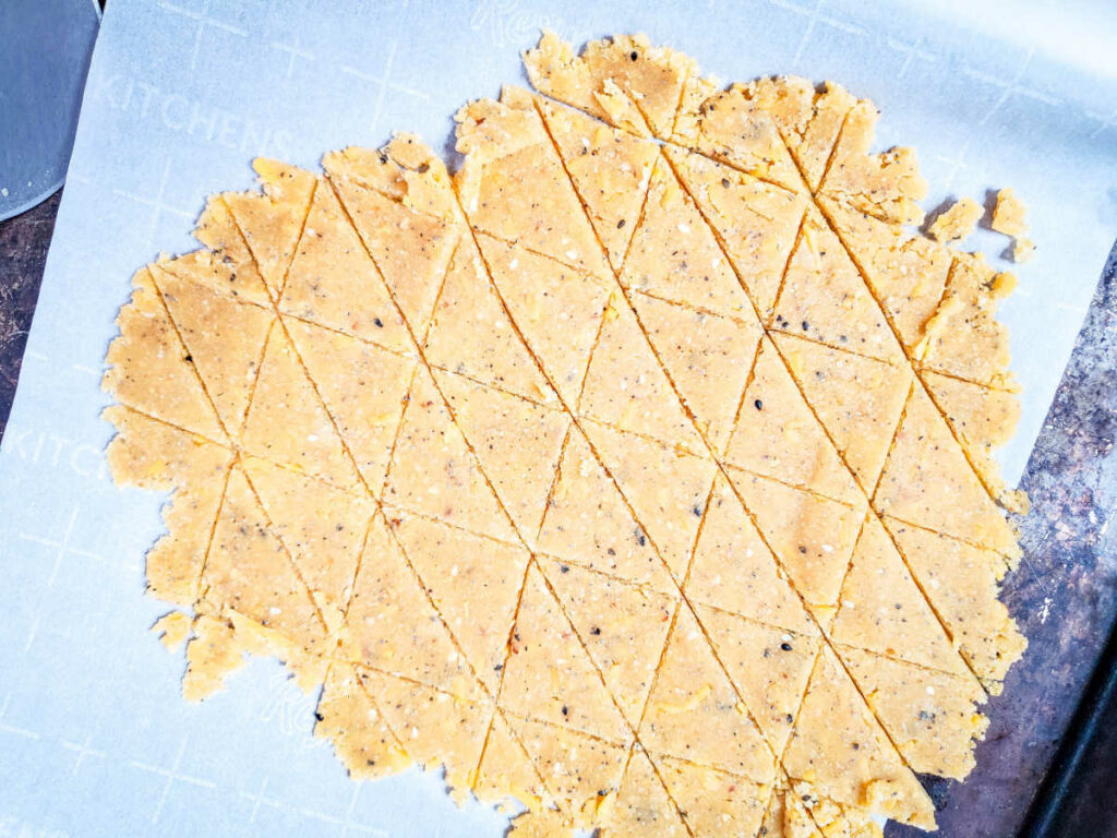 Everything Bagel Crackers sliced in triangles