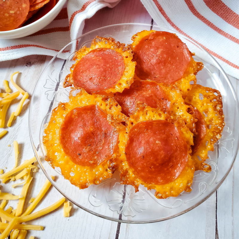 Keto Pepperoni Cheese Chips feature photo