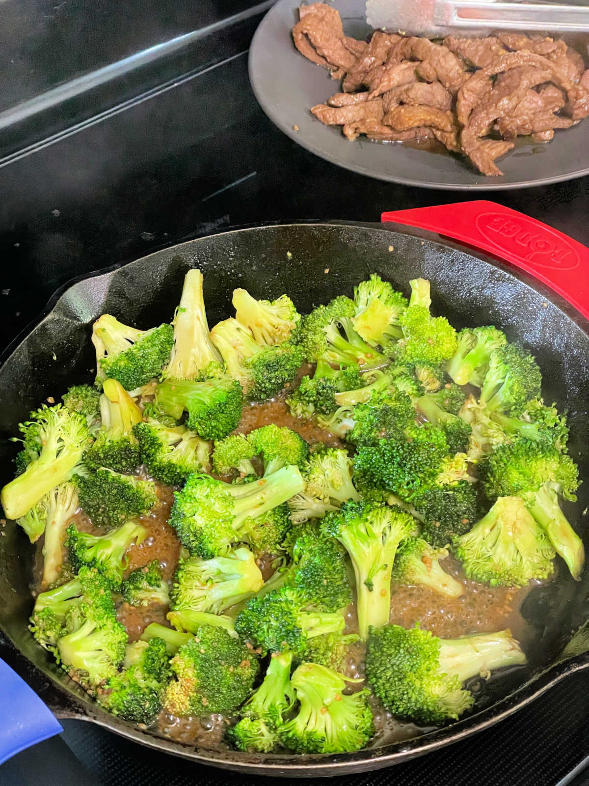 Beef & Broccoli  Lodge Cast Iron