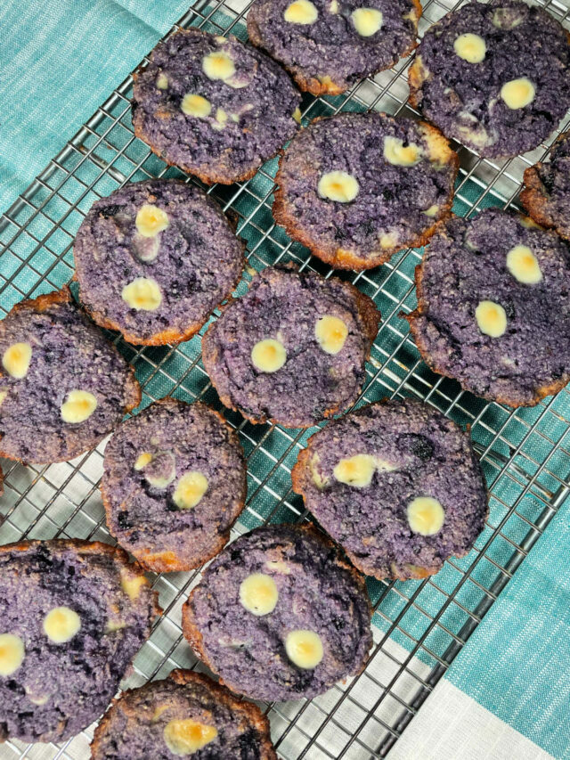 Blueberry Cookies with White Chocolate Chips (Keto-Approved)