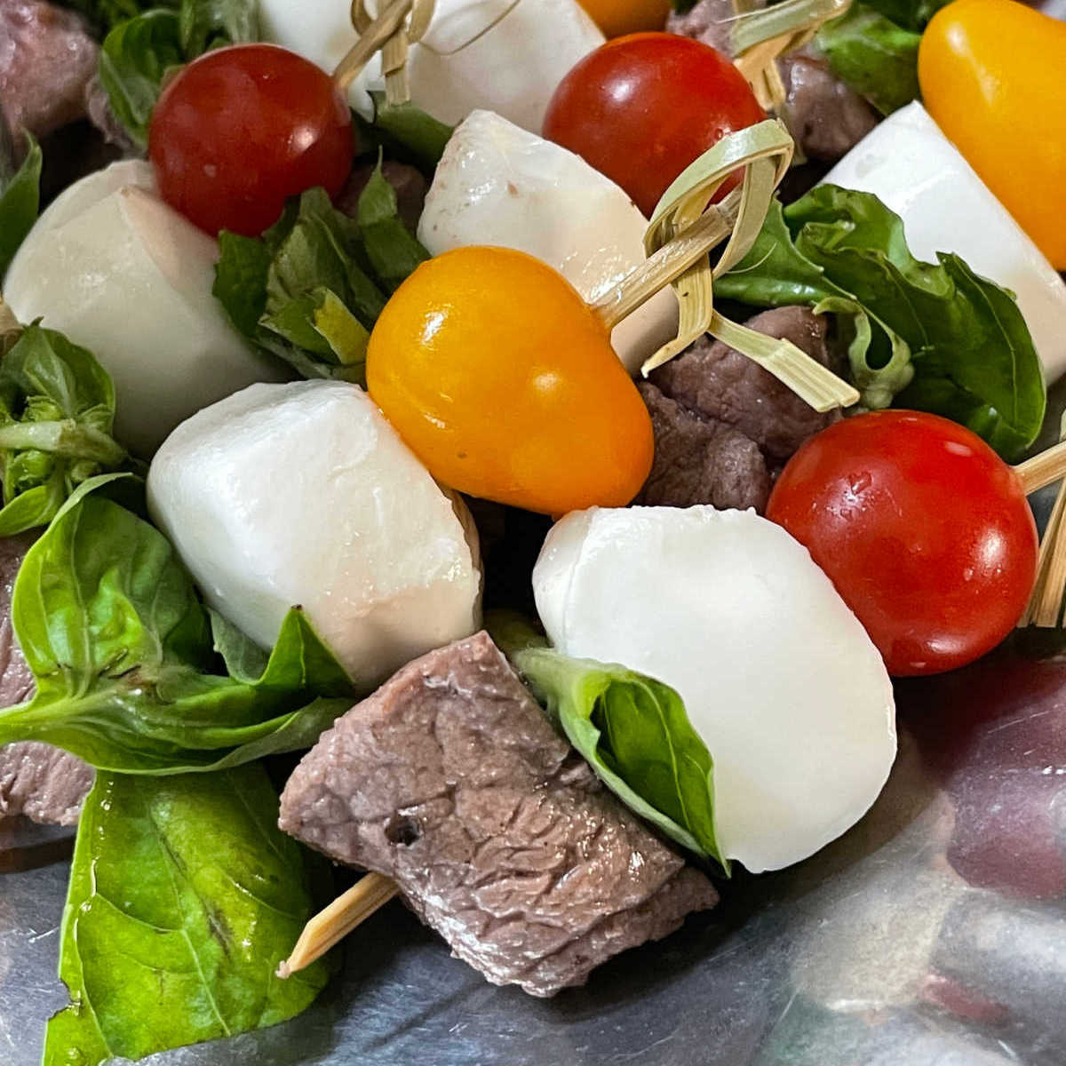 Keto Balsamic Caprese Steak Bites FEATURE