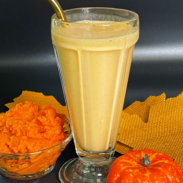 Keto Pumpkin Spice Protein Smoothie FEATURE 2