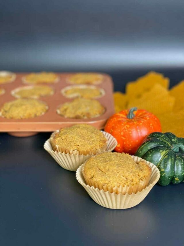 Keto Pumpkin Spice Muffins