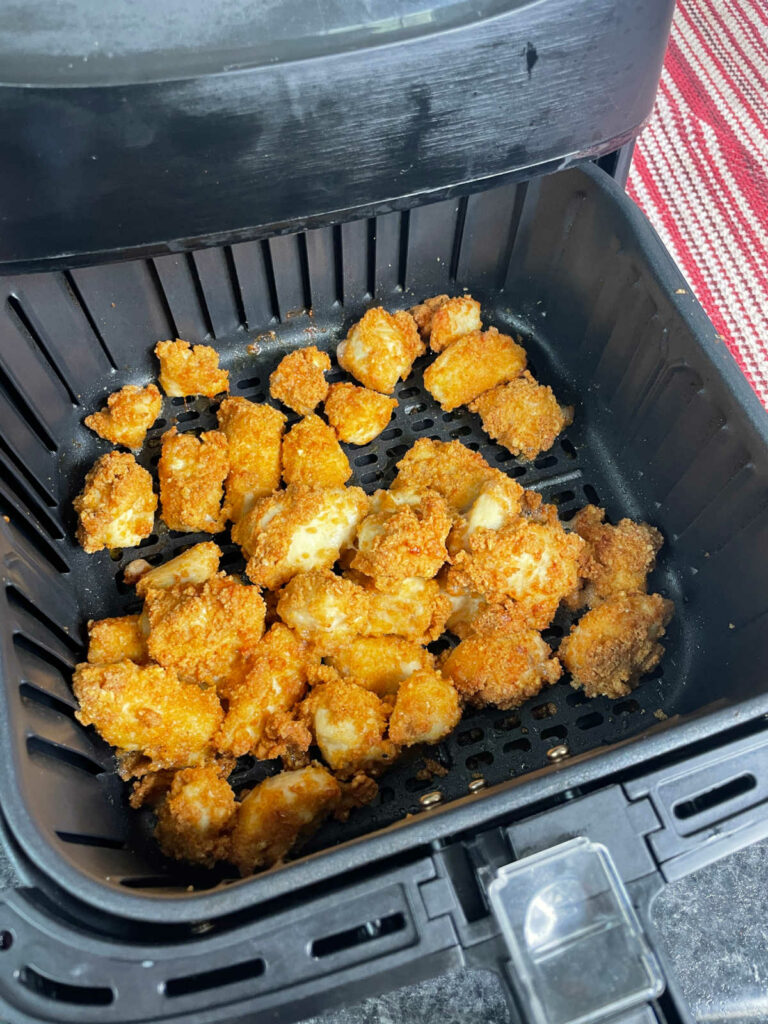 Keto Chicken Nuggets ready to eat